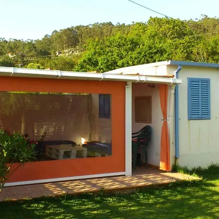 Дом отдыха Bonito Bungalow Con Jardin En Playa Nerga Ио